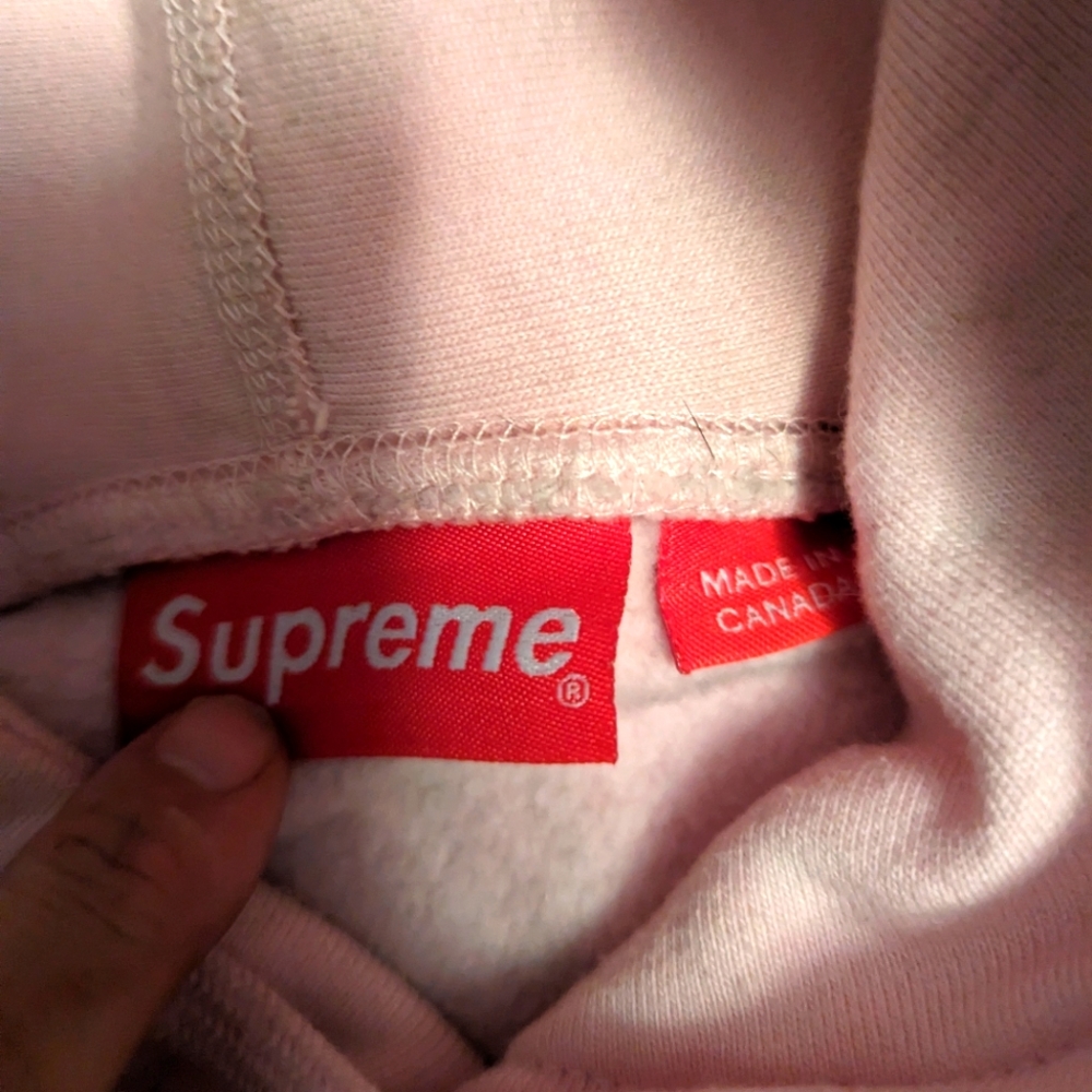 AUTHENTIC*** pink supreme hoodie